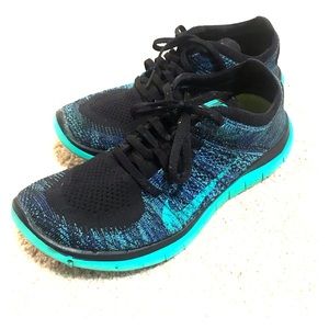 Women’s Nike free fly knit 4.0 sz 8.5